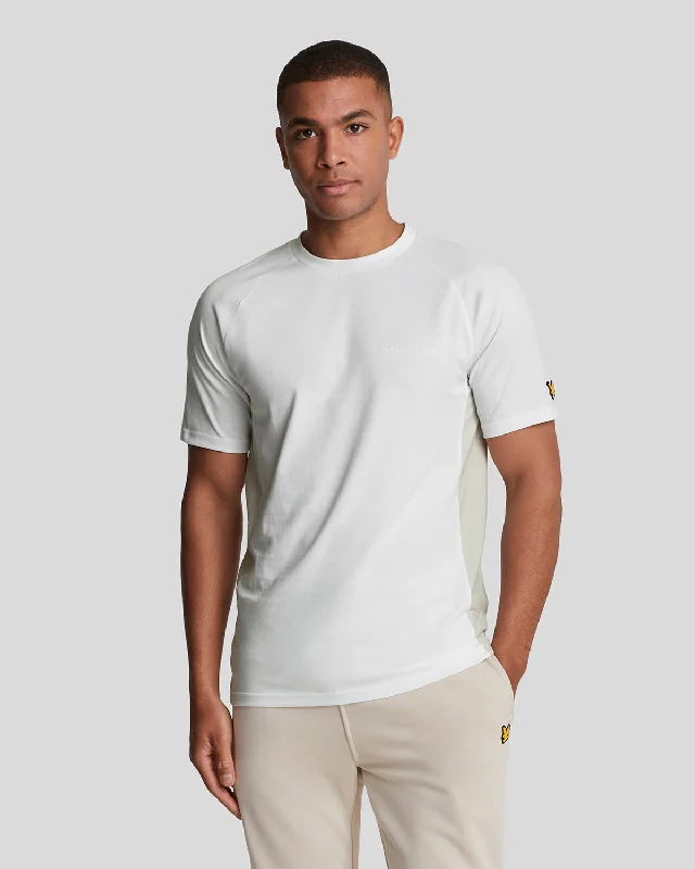 Men's Shirts with Embellished CollarsSports Colour Block Core T-Shirt