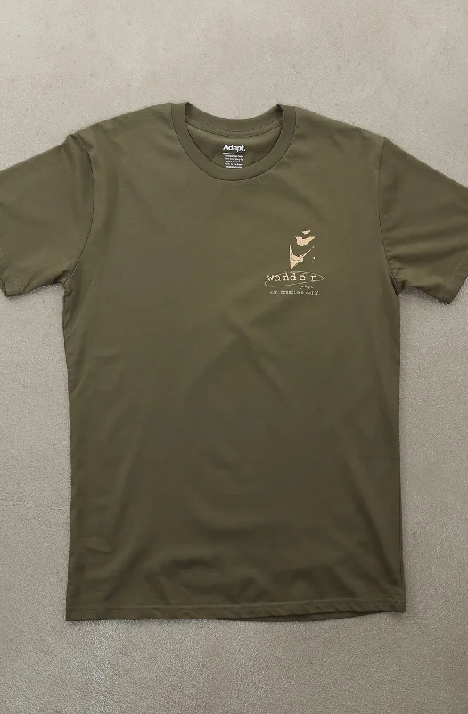 Men's Shirts with Single-Breasted DesignsWander (Men's Army A1 Tee)