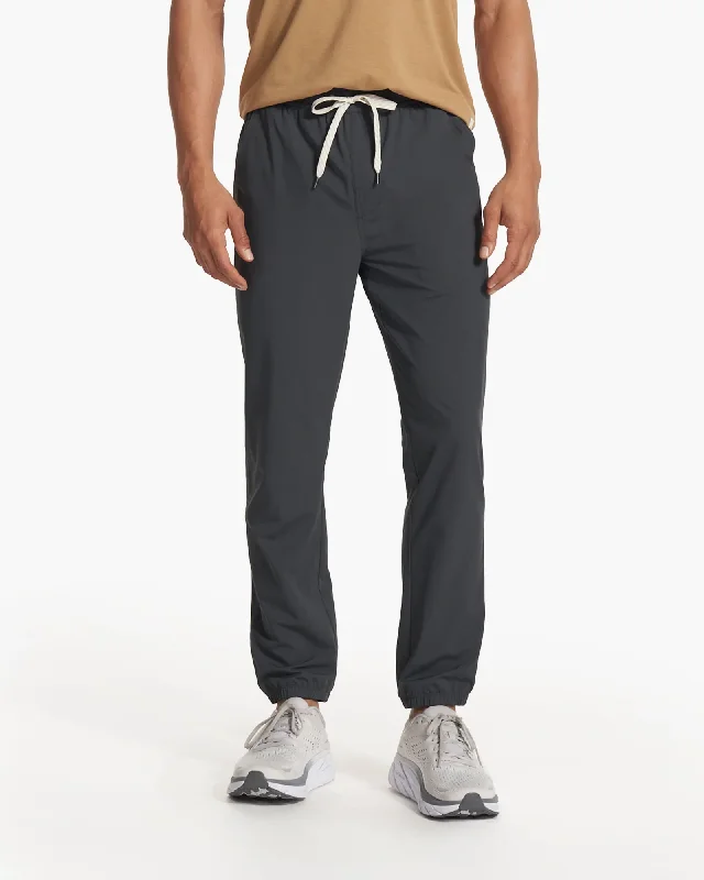 Men's Straight-Leg Jeans for a Classic FitMen's Kore Jogger Pant