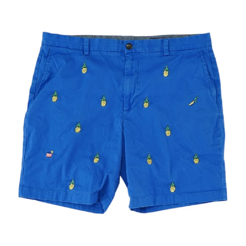 Men's Pants with Embroidered DesignsNavy Solid Chino Shorts