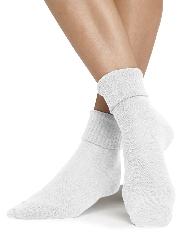 Hanes Women`s ComfortSoft Cuff Socks 3-Pack 24718